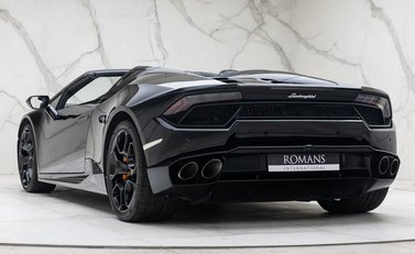 Lamborghini Huracan Spyder LP 580-2 10