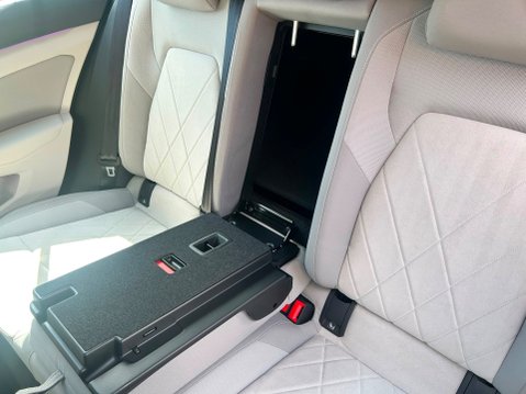 Volkswagen Golf STYLE ETSI DSG 36