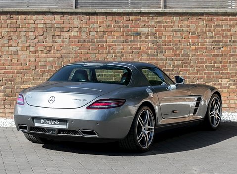 Mercedes-Benz SLS AMG 9