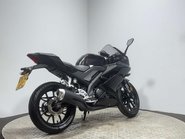 Yamaha R125 YZF 2023 ONLY 4K 1 OWNER NEW MOT SERVICED SPORTS BIKE 125CC 2