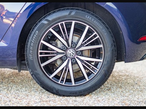 Volkswagen Golf 1.5 Golf SE Nav TSi Evo Semi-Auto 5dr 39