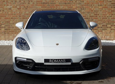 Porsche Panamera 4S 25