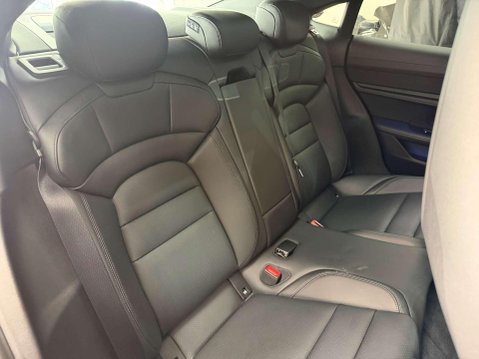 Porsche Taycan Performance Plus 93.4kWh 4S Saloon 4dr Electric Auto 4WD (571 ps) 43