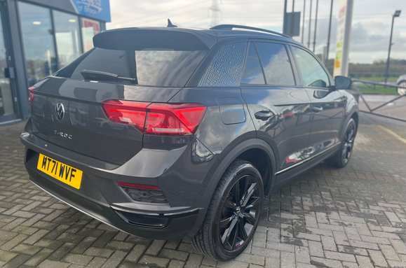 Volkswagen T-Roc BLACK EDITION 1.0 TSI 7