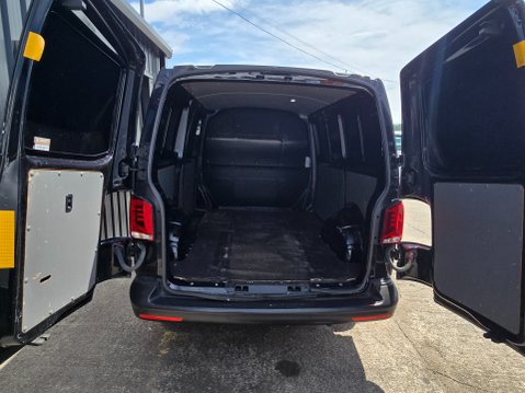Volkswagen Transporter T30 TDI P/V STARTLINE 7