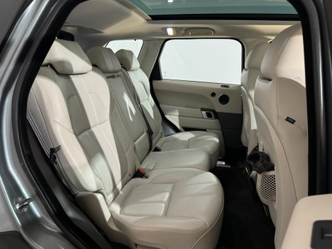 Land Rover Range Rover Sport SDV6 HSE DYNAMIC 19