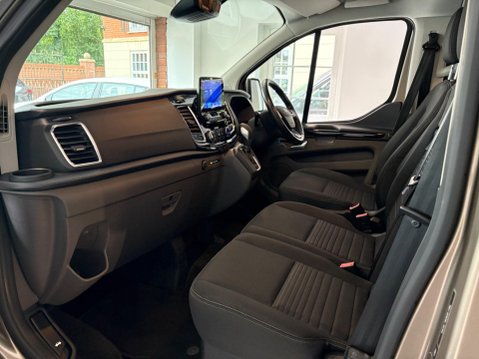 Ford Transit Custom 2.0 320 EcoBlue Limited Crew Van Auto L1 H1 Euro 6 (s/s) 5dr 20