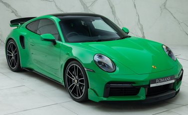 Porsche 911 Turbo S (992) 11