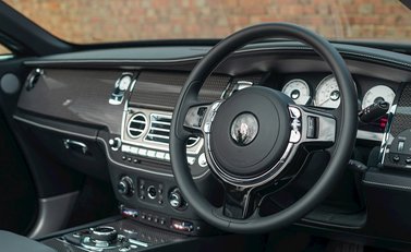Rolls-Royce Dawn Black Badge 13