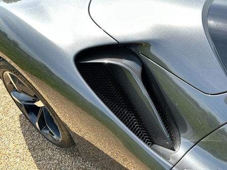 Ferrari SF90 SPIDER 35