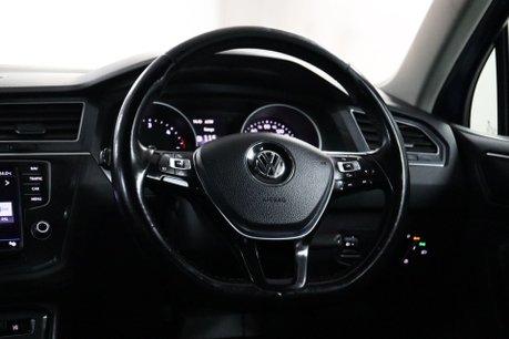 Volkswagen Tiguan SE NAV TDI BMT 4MOTION 45