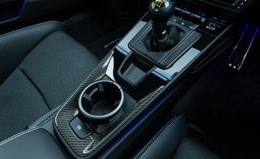 Porsche 911 GT3 Touring (992) 21