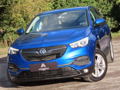 Vauxhall Grandland X 1.2 Turbo GPF SE SUV 5dr Petrol Manual Euro 6 (s/s) (130 ps)