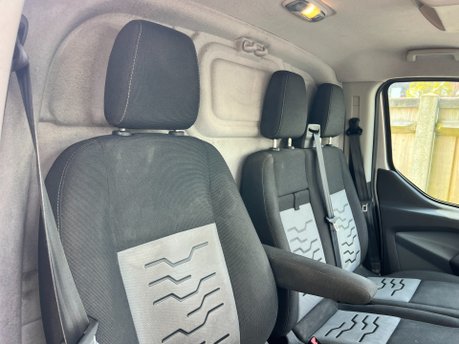 Ford Transit Custom 310 LIMITED L1 H2 2.0 EcoBlue 15