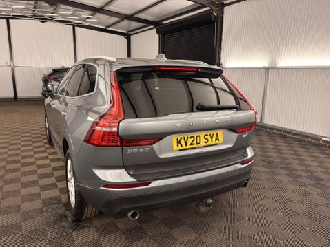 Volvo XC60 2.0 B4 MHEV Momentum Pro Auto AWD Euro 6 (s/s) 5dr 39