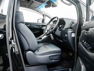 Toyota Alphard 2.5 MPV 2.5 SUV Automatic Petrol 33
