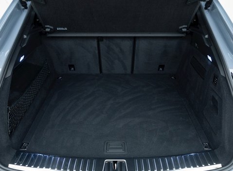 Porsche Cayenne Turbo GT 34