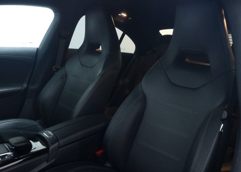 Mercedes-Benz CLA Class 1.3 CLA200 AMG Line (Premium 2) Coupe 4dr Petrol 7G-DCT Euro 6 (s/s) (163 p 52
