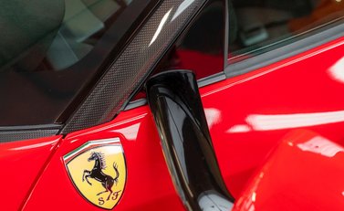 Ferrari LaFerrari Aperta 32