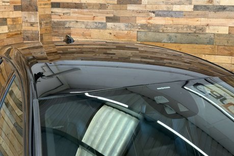 Volvo V40 2.0 T5 R-Design Pro Hatchback 5dr Petrol Auto Euro 6 (s/s) (245 ps) 34