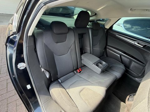Ford Mondeo 1.5 TDCi ECOnetic Titanium Euro 6 (s/s) 5dr 17