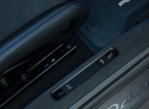 Porsche 911 DAKAR (992) 30