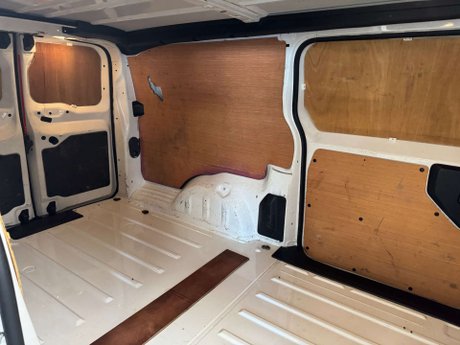 Vauxhall Vivaro 1.5 Vivaro 2900 Sportive S/S 34