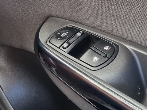 Vauxhall Corsa ENERGY AC 19