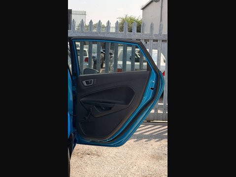 Ford Fiesta 1.0 Fiesta Zetec Blue Edition Spring 5dr 36