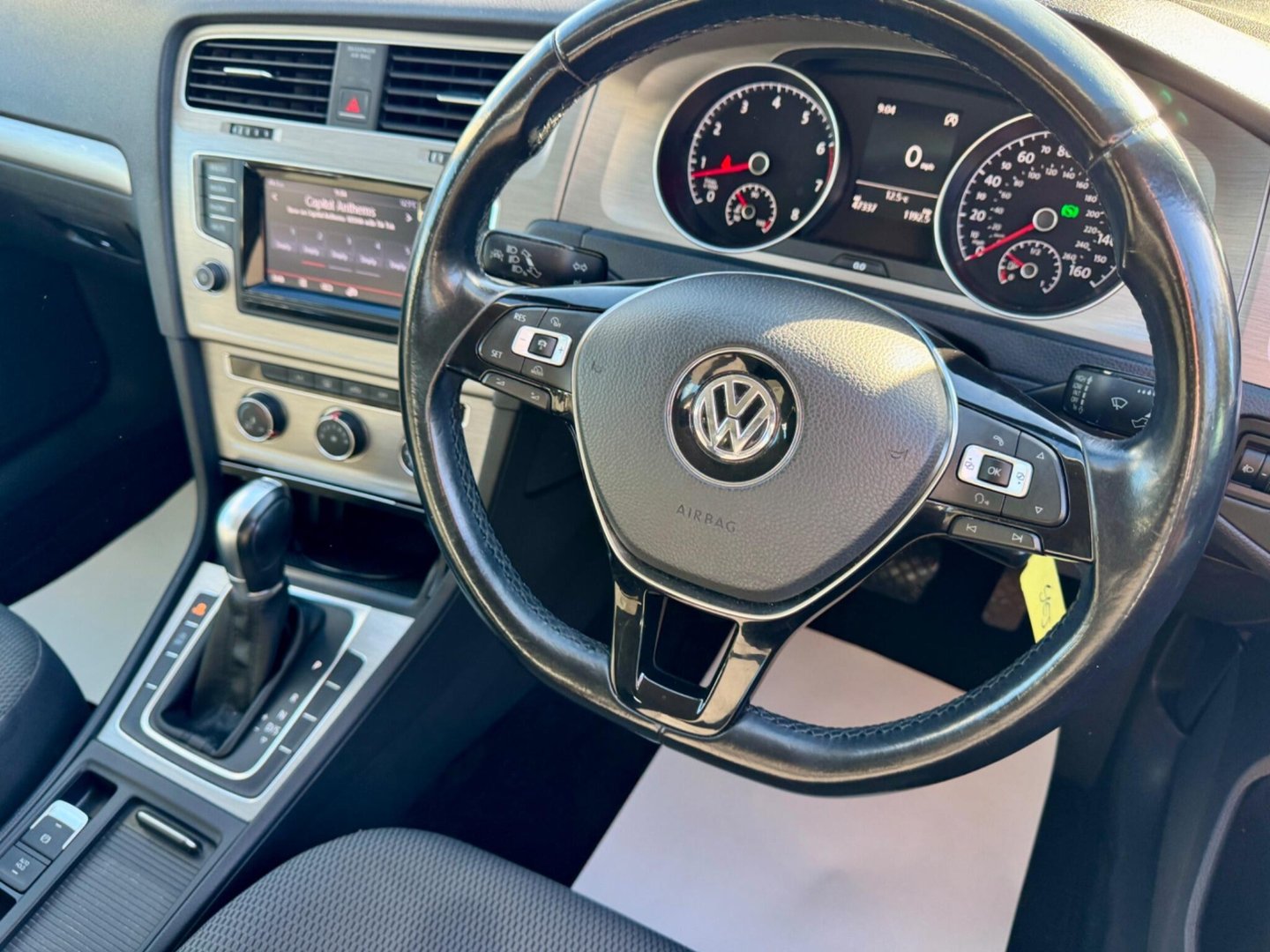 2014 Volkswagen Golf — image 33