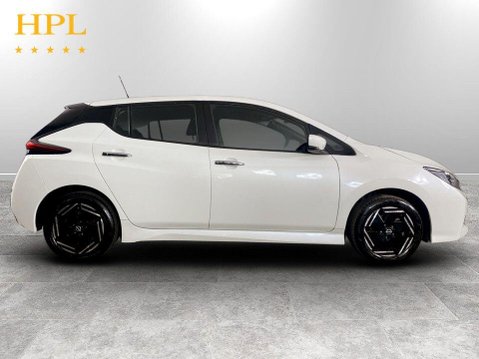 Nissan LEAF 39kWh Acenta Hatchback 5dr Electric Auto (150 ps) Air Con - Bluetooth 8