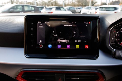 SEAT Arona ECOTSI FR SPORT 28