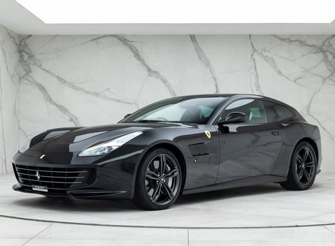Ferrari GTC4 Lusso 6