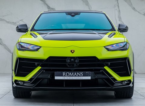 Lamborghini Urus PERFORMANTE 6