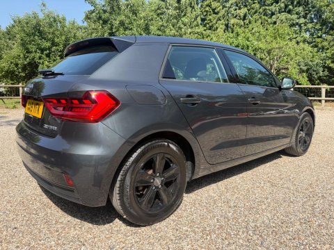Audi A1 1.0 TFSI 30 SE Sportback Euro 6 (s/s) 5dr 8