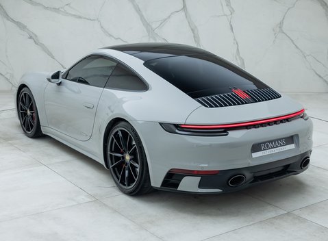 Porsche 911 Carrera 4S (992) 9