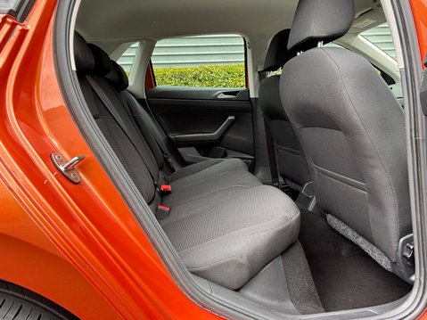 Volkswagen Polo SE TSI 27