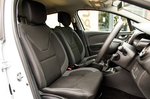 Renault Clio DYNAMIQUE NAV 28