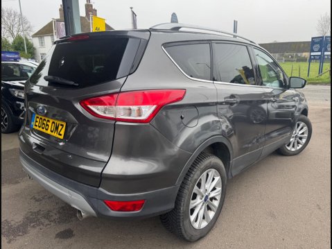 Ford Kuga 2.0 TDCi Titanium 2WD Euro 6 (s/s) 5dr 4