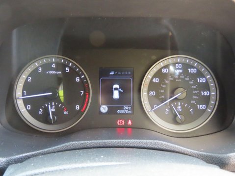 Hyundai TUCSON 1.6 T-GDi GO! SE Euro 6 5dr 9