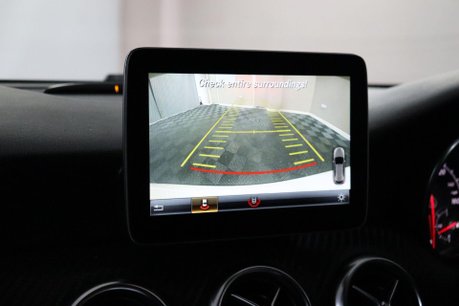 Mercedes-Benz A Class A 200 D AMG LINE PREMIUM 37