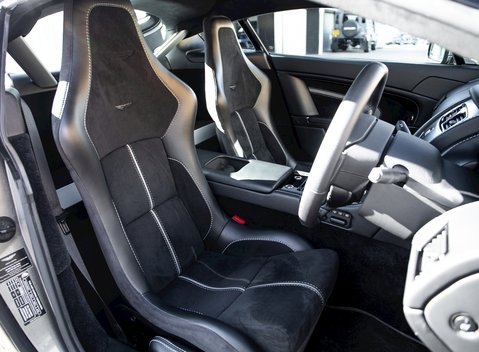 Aston Martin V12 Vantage S 12