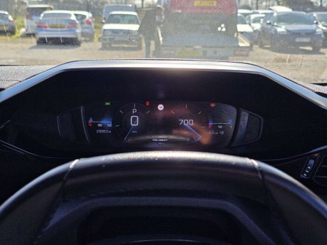 Peugeot 308 1.2 PureTech Allure Premium Hatchback 5dr Petrol EAT Euro 6 (s/s) (130 ps) 31