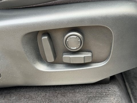 Land Rover Range Rover Sport HSE SILVER MHEV 20