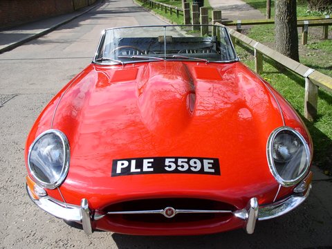 Jaguar E-Type S1½ 4.2 Roadster 77