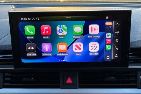 Audi A4 AVANT TDI S LINE MHEV - REVERSE CAMERA - 8 AUDI MAIN DEALER SERVICES 4