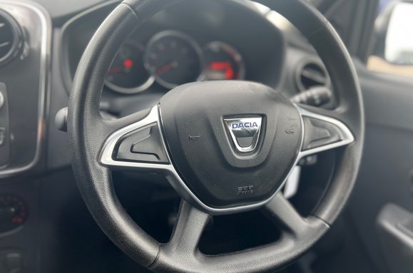 Dacia Logan ESSENTIAL 1.0 TCE ESTATE 39