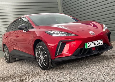 MG MG4 EV 64kWh TROPHY 7