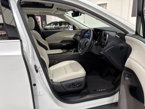 Lexus RX 450H PLUS PREMIUM PLUS 23