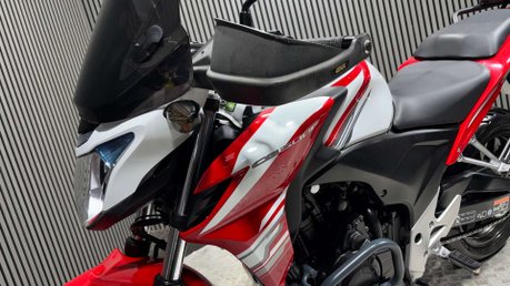 Honda CB 2015 0NLY 18K A2 READY 47BHP LONG MOT WARRANTY 500CC 24